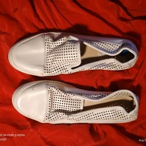 Calvin Klein white mesh leather tennis shoes sz 10